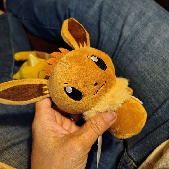 Pokemon Plush Toys - Yellow and Brown - Picture 2 of 5